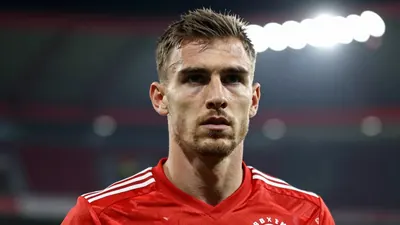 Bayern Münchens Konrad Laimer zeigt Respekt vor VfB Stuttgart vor dem Bundesliga-Auftakt, obwohl der VfB nach einem Spiel...