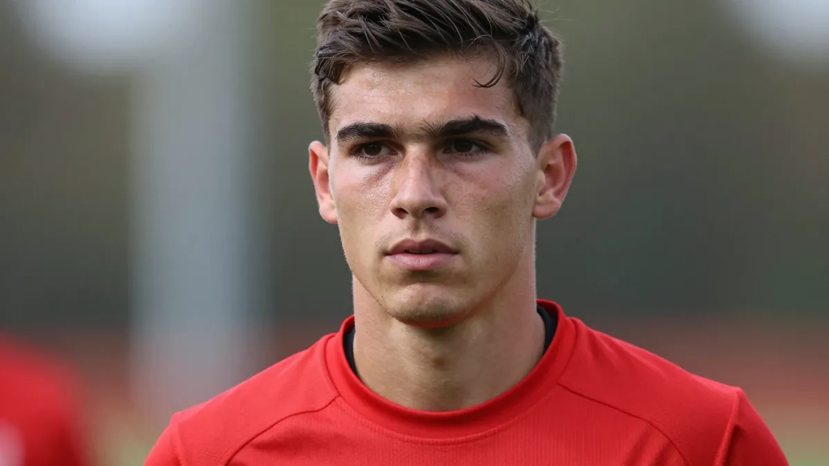 Der VfB Stuttgart hat Badredine Bouanani an die Glasgow Rangers verliehen und muss auf den verletzten Stürmer Tiago Tomás...