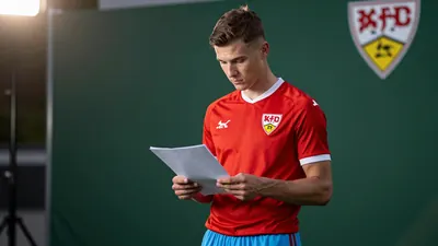 VfB Stuttgart: Josha Vagnoman im Fokus von Borussia Dortmund